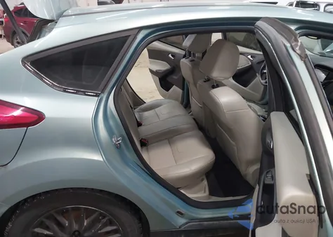 2012 Ford Focus Sel z USA, uszkodzony, nr VIN 1FAHP3M28CL478591